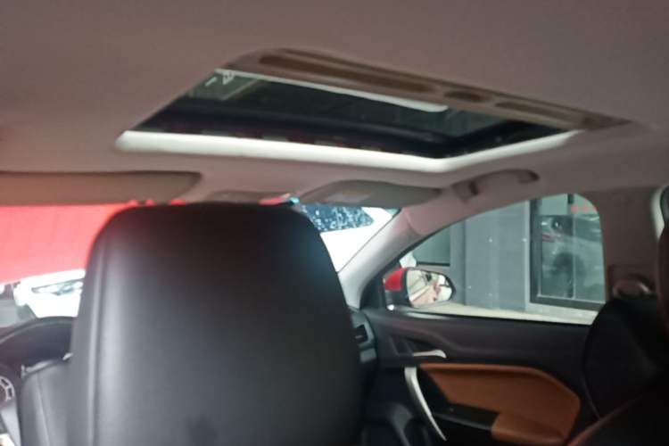 Used MG GT 2016 1.5L Automatic Value-Added Luxury Edition Headliner