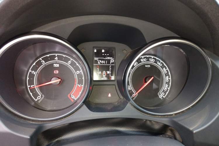 Used MG GT 2016 1.5L Automatic Value-Added Luxury Edition Instrument Cluster