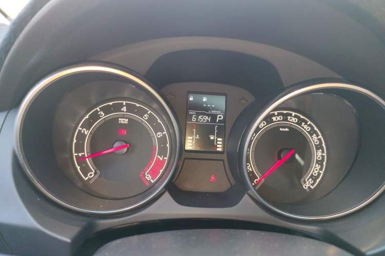 Used MG GT 2016 1.5L Automatic Value-Added Luxury Edition Instrument Cluster