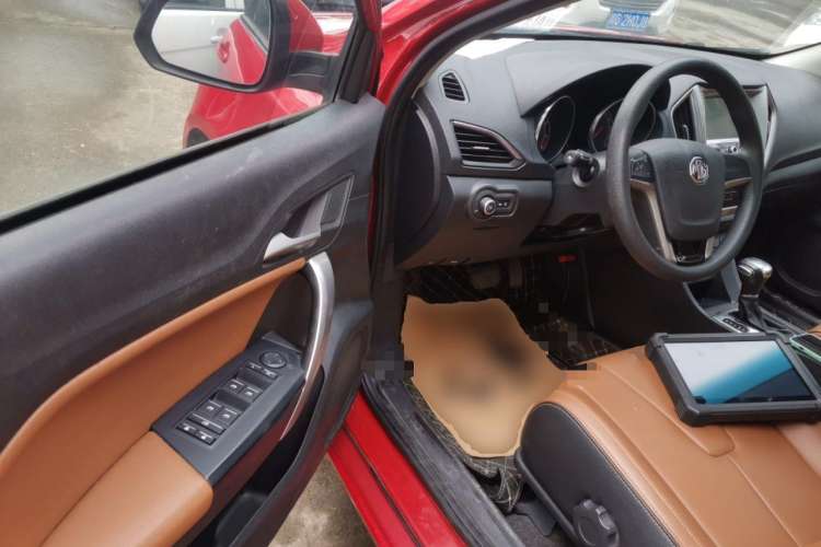 Used MG GT 2016 1.5L Automatic Value-Added Luxury Edition Interior 3