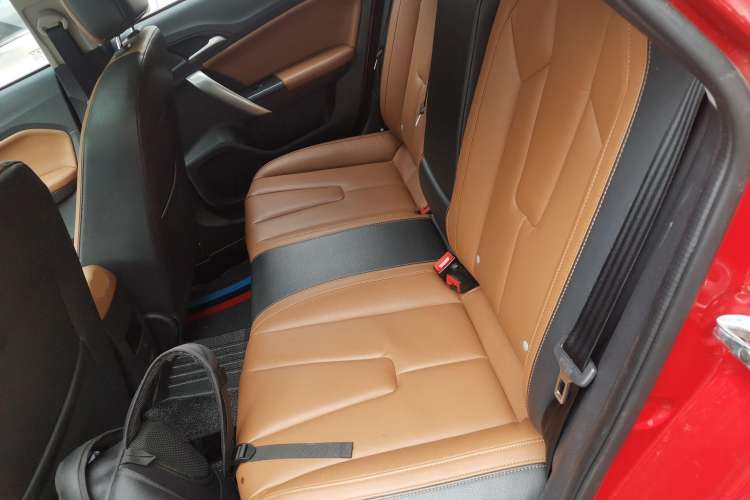 Used MG GT 2016 1.5L Automatic Value-Added Luxury Edition Interior 4