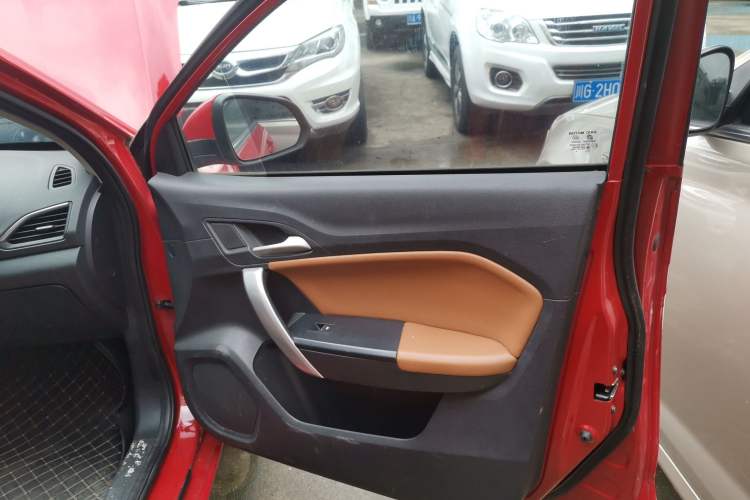Used MG GT 2016 1.5L Automatic Value-Added Luxury Edition Interior 5