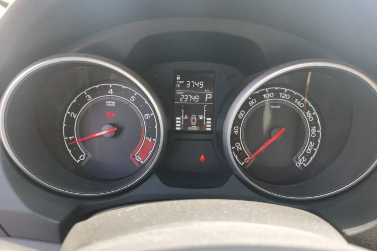 Used MG GT 2016 1.5L Automatic Value-Added Luxury Edition Odometer Close Up