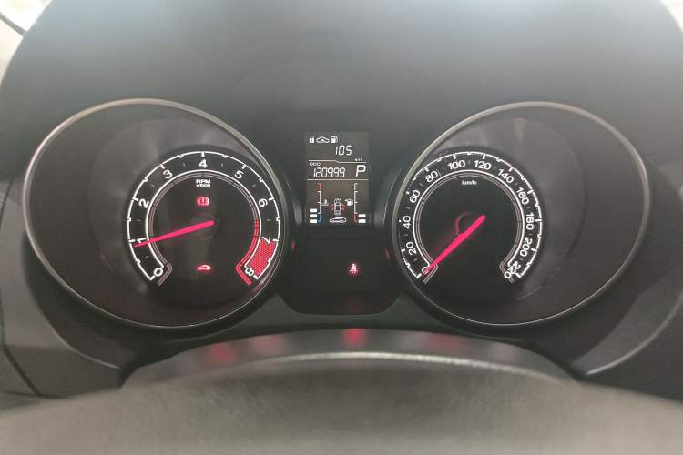 Used MG GT 2016 1.5L Automatic Value-Added Luxury Edition Odometer Close Up