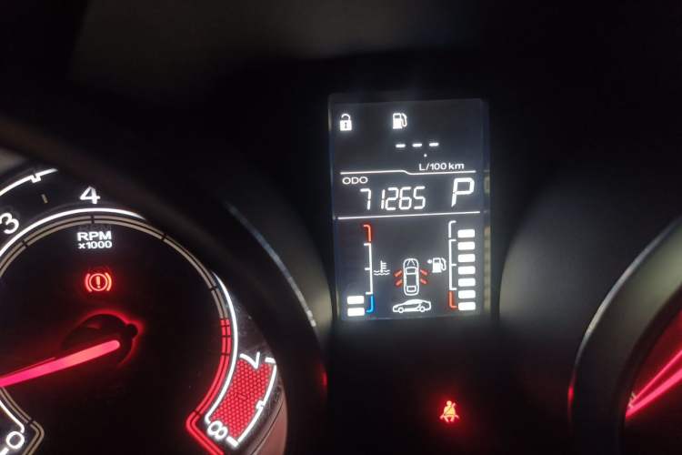 Used MG GT 2016 1.5L Automatic Value-Added Luxury Edition Odometer Close Up