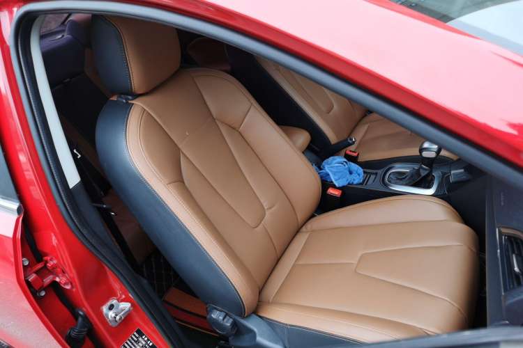 Used MG GT 2016 1.5L Automatic Value-Added Luxury Edition Right Front Seat