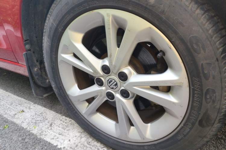 Used MG GT 2016 1.5L Automatic Value-Added Luxury Edition Right Front Wheel Hub