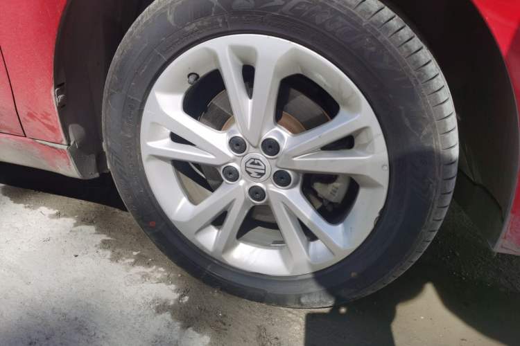 Used MG GT 2016 1.5L Automatic Value-Added Luxury Edition Right Front Wheel Hub