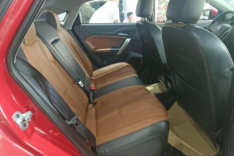 Used MG GT 2016 1.5L Automatic Value-Added Luxury Edition Right Rear Seat