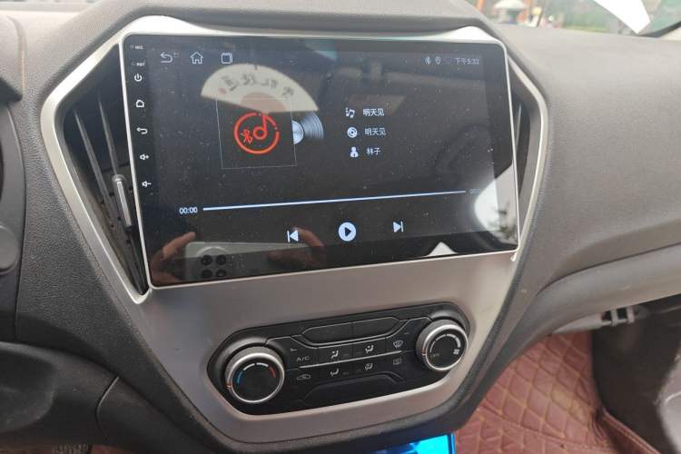 Used MG GT 2016 1.5L Manual Fashion Edition Audio And AC Panel