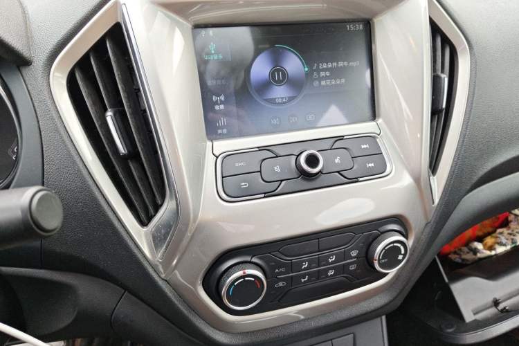 Used MG GT 2016 1.5L Automatic Value-Added Luxury Edition Audio And AC Panel