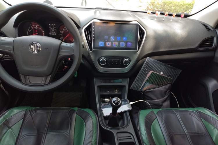Used MG GT 2016 1.5L Manual Fashion Edition Audio And AC Panel
