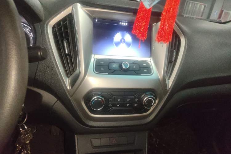 Used MG GT 2016 1.5L Manual Value-Added Luxury Edition Audio And AC Panel