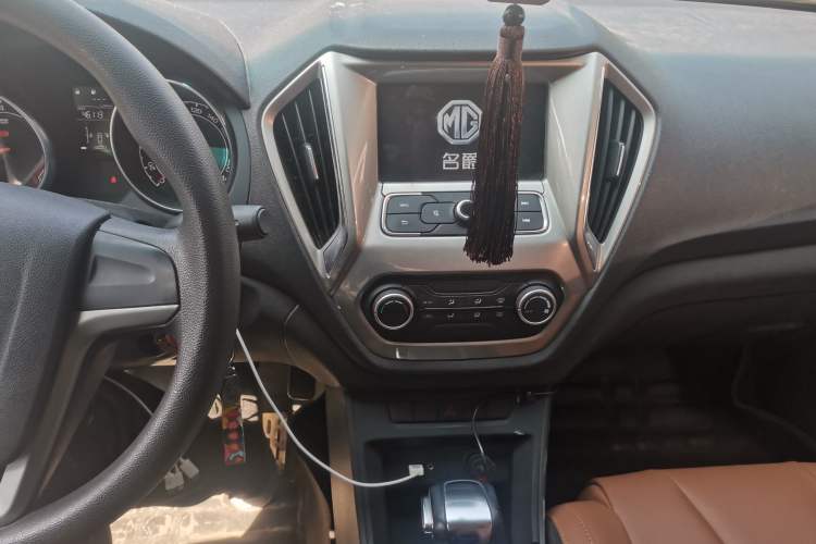 Used MG GT 2016 1.5L Automatic Value-Added Luxury Edition Audio And AC Panel