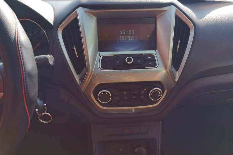 Used MG GT 2016 1.5L Automatic Value-Added Luxury Edition Audio And AC Panel