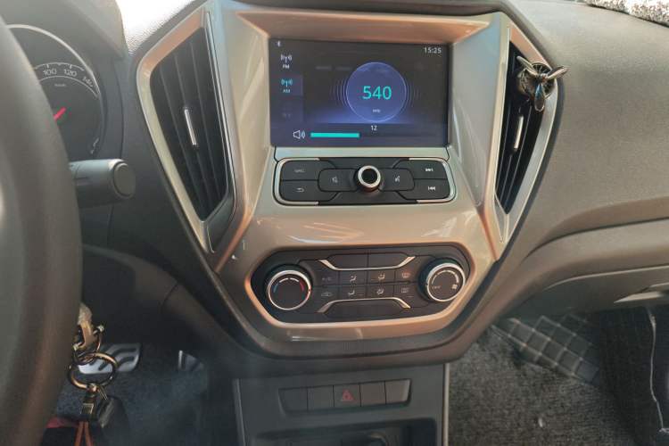 Used MG GT 2016 1.5T Automatic Value-Added Luxury Edition Audio And AC Panel