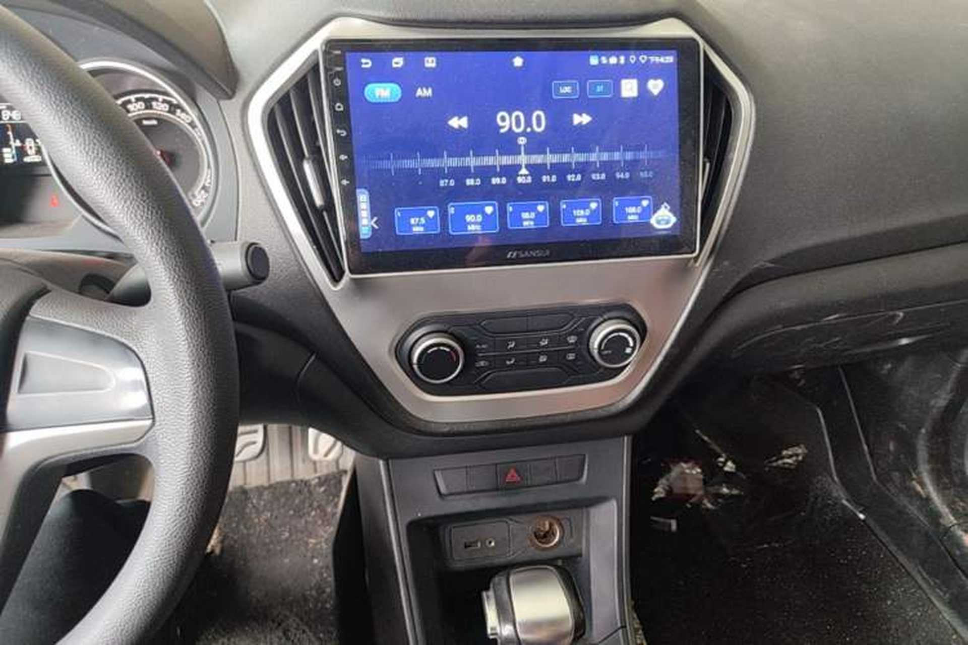 Used MG GT 2016 1.5L Automatic Value-Added Luxury Edition Audio And AC Panel