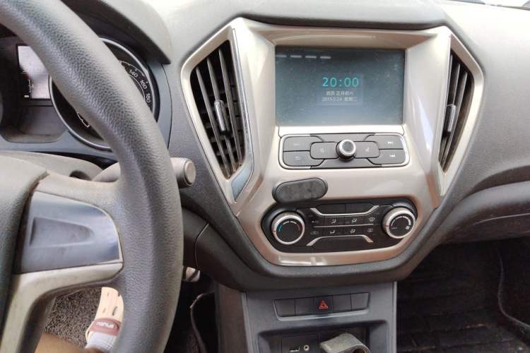 Used MG GT 2016 1.5T Automatic Value-Added Luxury Edition Audio And AC Panel