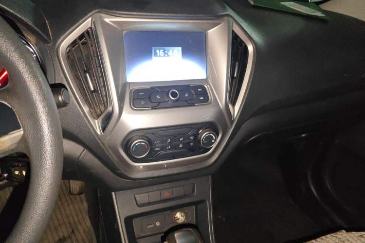 Used MG GT 2016 1.5L Automatic Value-Added Luxury Edition Audio And AC Panel