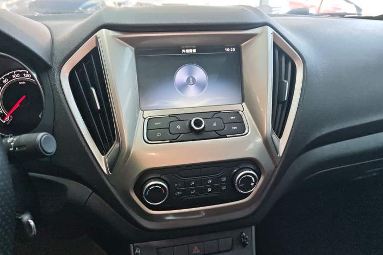Used MG GT 2016 1.5L Automatic Value-Added Luxury Edition Audio And AC Panel