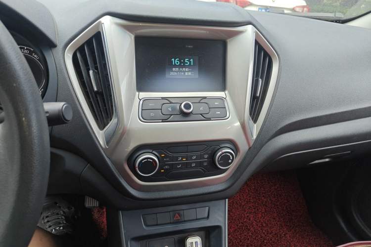 Used MG GT 2016 1.5L Manual Value-Added Luxury Edition Audio And AC Panel