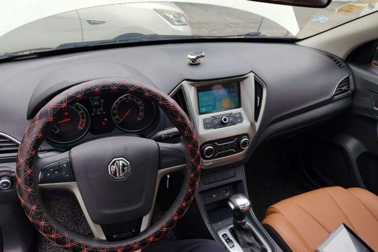 Used MG GT 2016 1.5T Automatic Value-Added Luxury Edition Center Console
