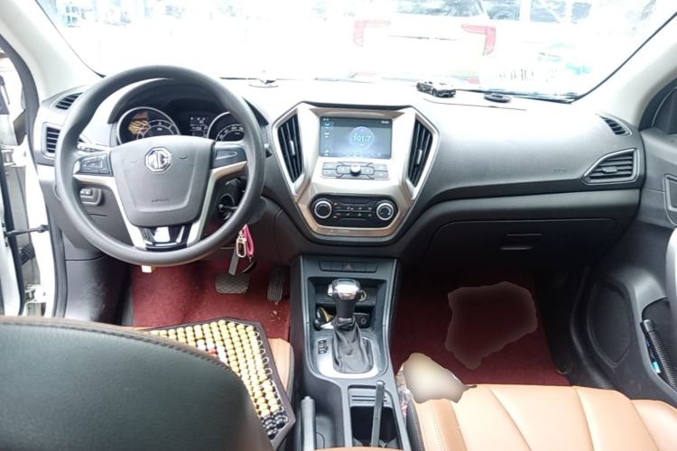 Used MG GT 2016 1.5L Automatic Value-Added Luxury Edition Center Console