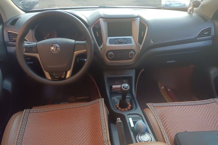 Used MG GT 2016 1.5L Manual Value-Added Luxury Edition Center Console