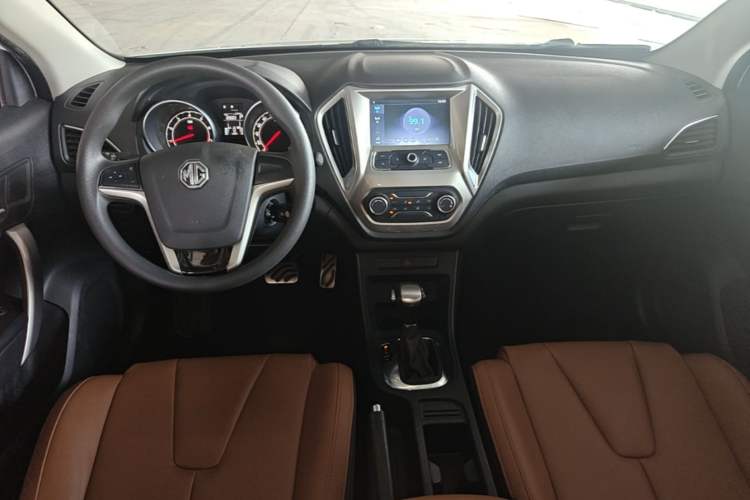 Used MG GT 2016 1.5L Automatic Value-Added Luxury Edition Center Console
