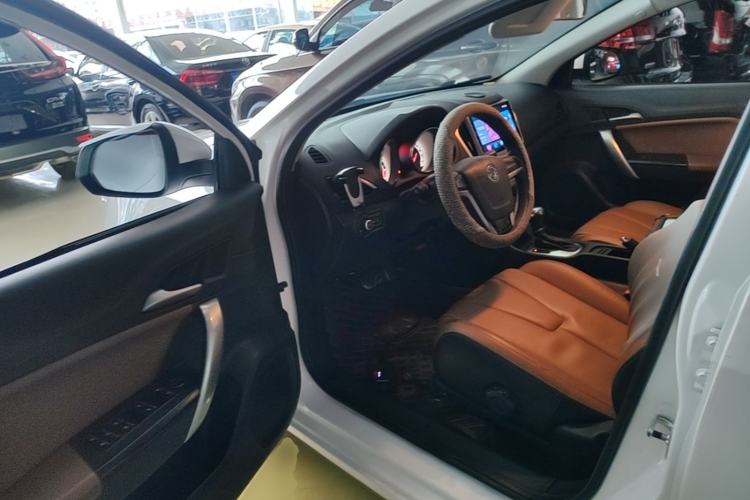 Used MG GT 2016 1.4TGI TST Dual-Clutch Luxury Edition Driver Seat