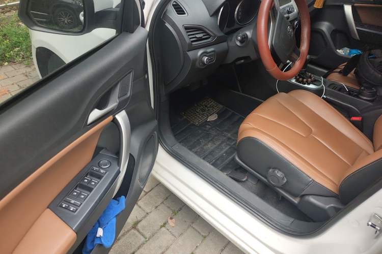 Used MG GT 2016 1.5L Automatic Value-Added Luxury Edition Driver Seat