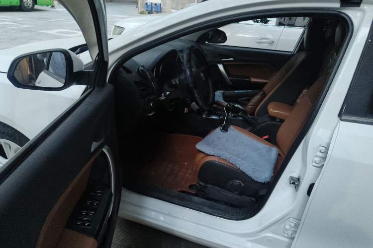 Used MG GT 2016 1.5L Automatic Value-Added Luxury Edition Driver Seat