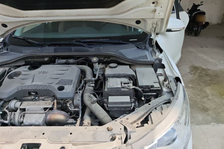 Used MG GT 2016 1.4TGI Manual New Year Edition Engine Bay Left