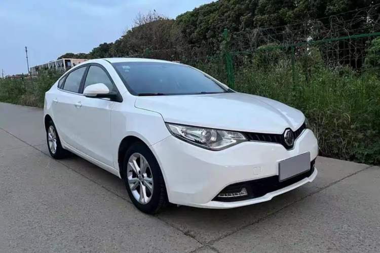 Used MG GT 2016 1.5L Automatic Value-Added Luxury Edition Exterior 2