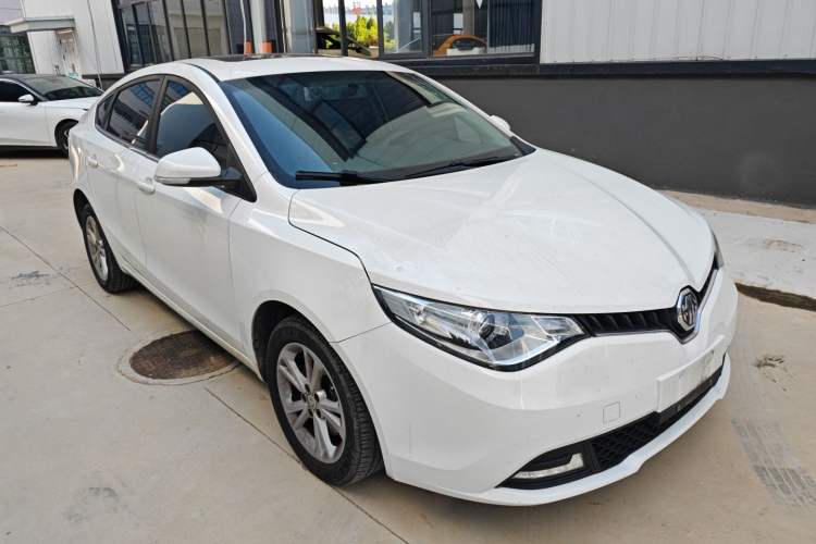 Used MG GT 2016 1.4TGI Manual New Year Edition Front Right 45 Deg