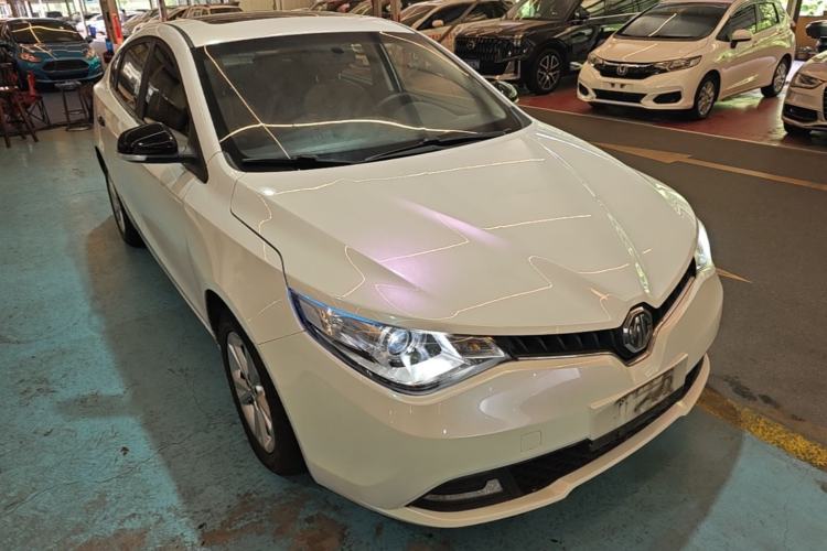 Used MG GT 2016 1.5T Automatic Value-Added Luxury Edition Front Right 45 Deg