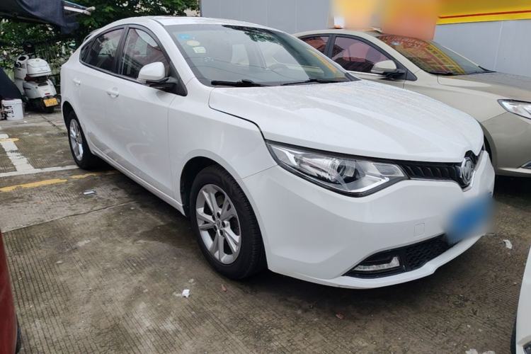 Used MG GT 2016 1.5T Automatic Value-Added Luxury Edition Front Right 45 Deg