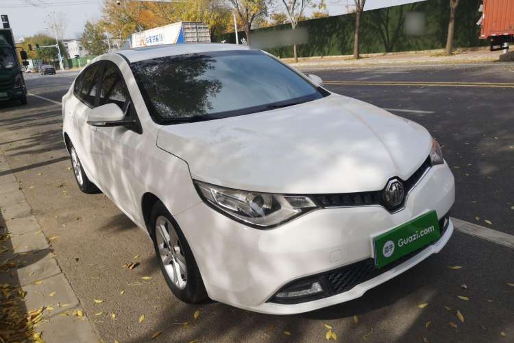 Used MG GT 2016 1.5L Automatic Value-Added Luxury Edition Front Right 45 Deg