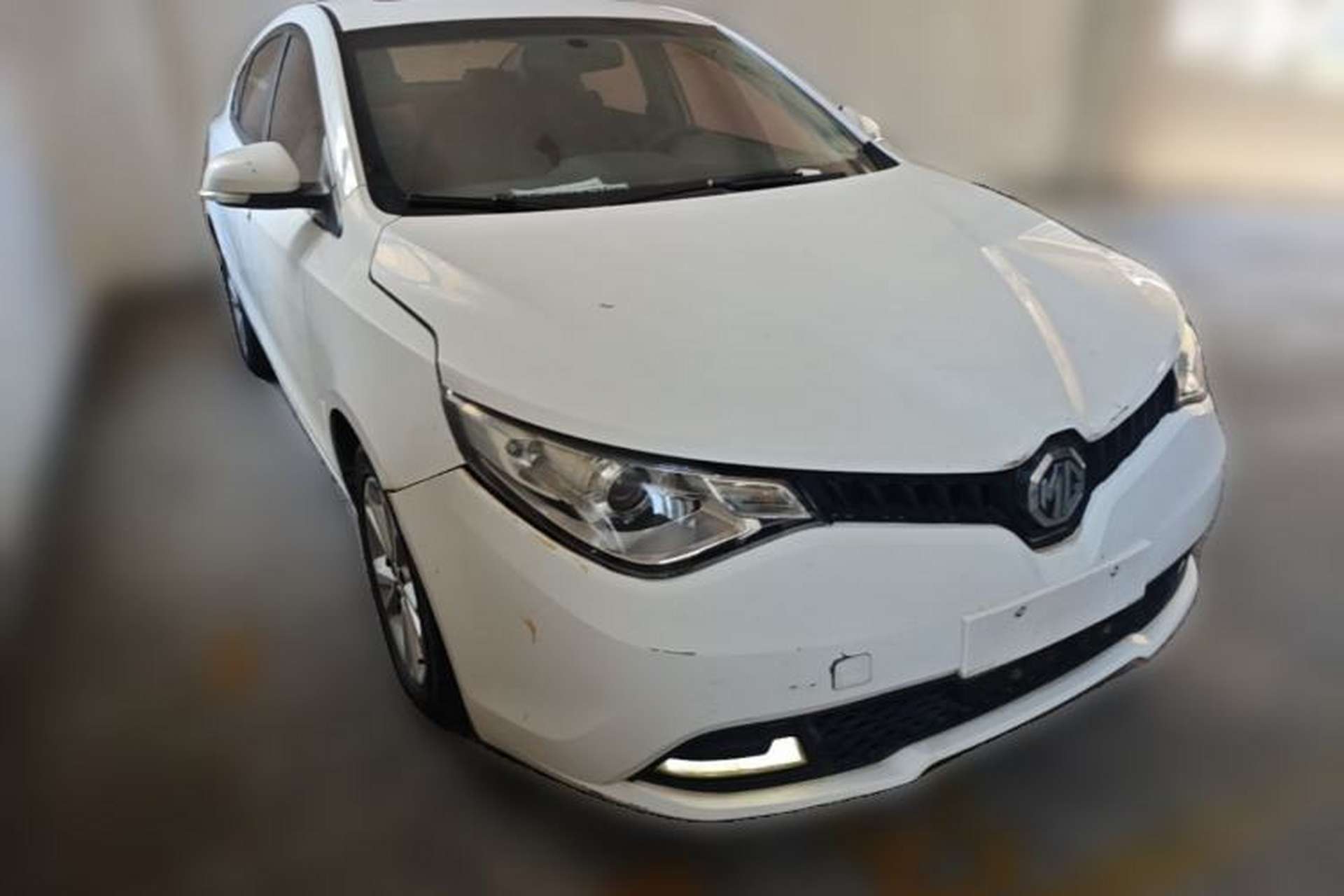 Used MG GT 2016 1.5L Automatic Value-Added Luxury Edition Front Right 45 Deg