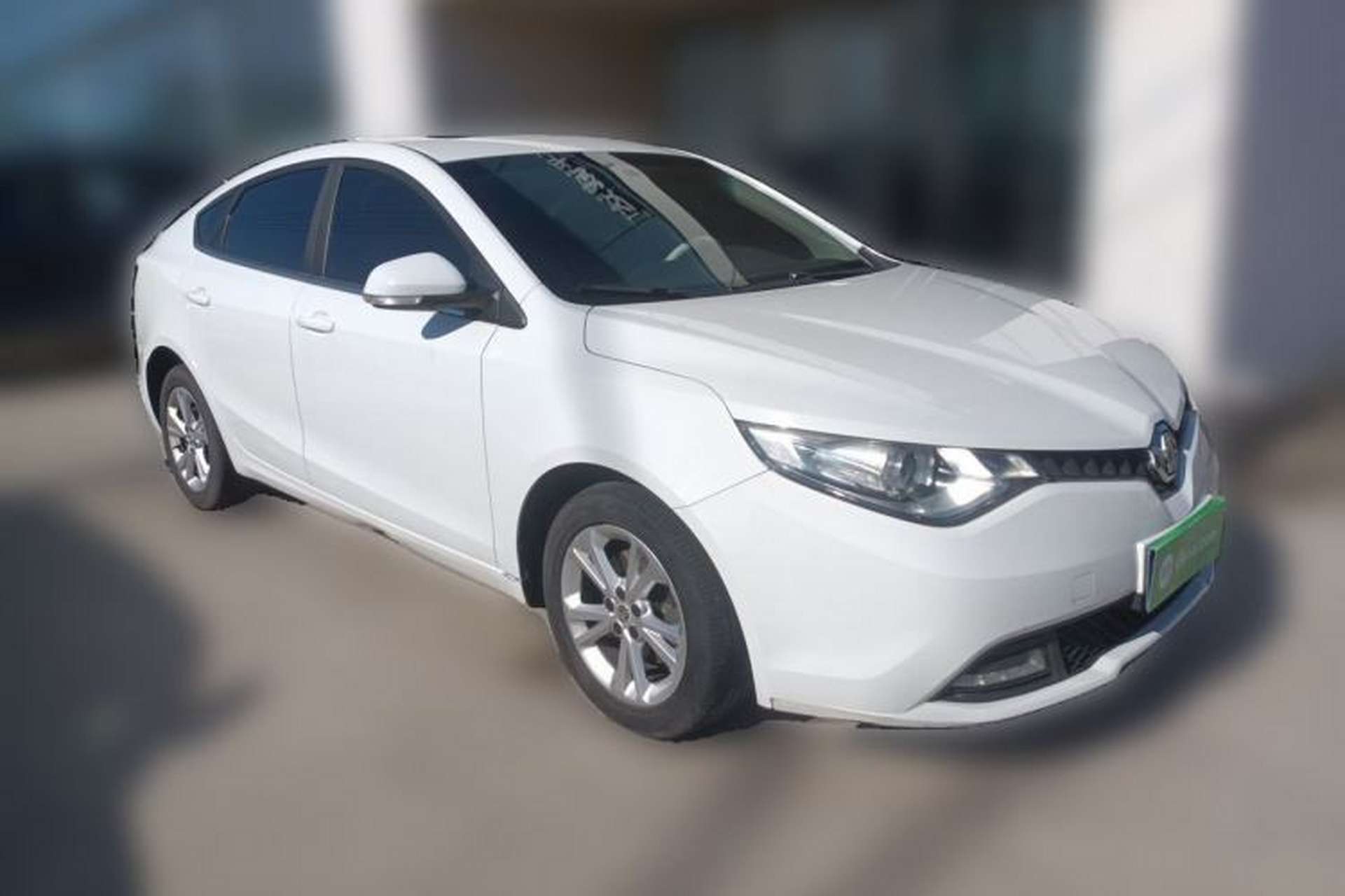 Used MG GT 2016 1.5L Automatic Value-Added Luxury Edition Front Right 45 Deg