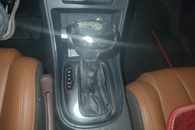 Used MG GT 2016 1.5T Automatic Value-Added Luxury Edition Gear Lever