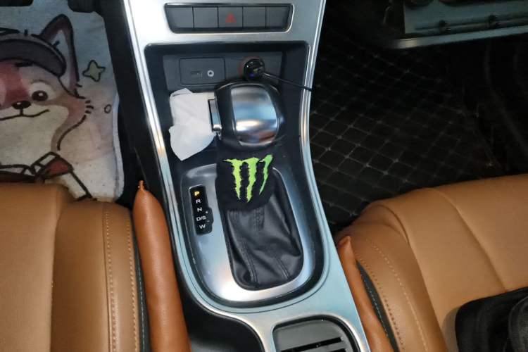 Used MG GT 2016 1.5L Automatic Value-Added Luxury Edition Gear Lever
