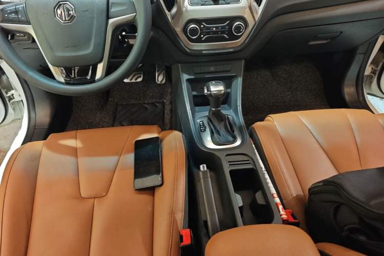 Used MG GT 2016 1.5T Automatic Value-Added Luxury Edition Gear Lever