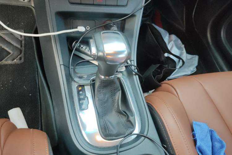 Used MG GT 2016 1.5T Automatic Value-Added Luxury Edition Gear Lever