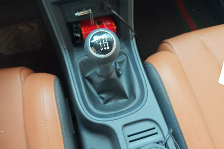 Used MG GT 2016 1.4TGI Manual New Year Edition Gear Lever