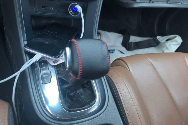 Used MG GT 2016 1.5T Automatic Value-Added Luxury Edition Gear Lever