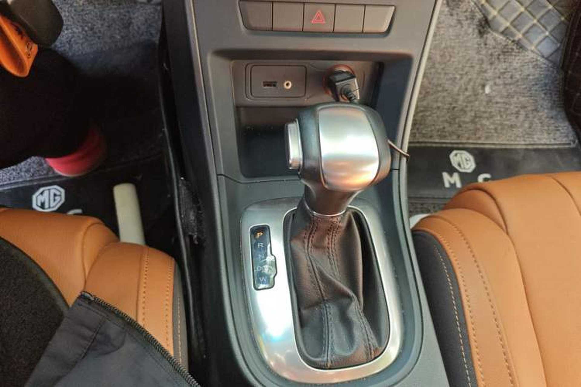 Used MG GT 2016 1.5T Automatic Value-Added Luxury Edition Gear Lever