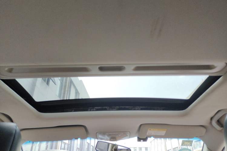 Used MG GT 2016 1.5T Automatic Value-Added Luxury Edition Headliner