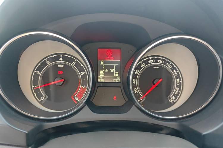 Used MG GT 2016 1.4TGI Manual New Year Edition Instrument Cluster