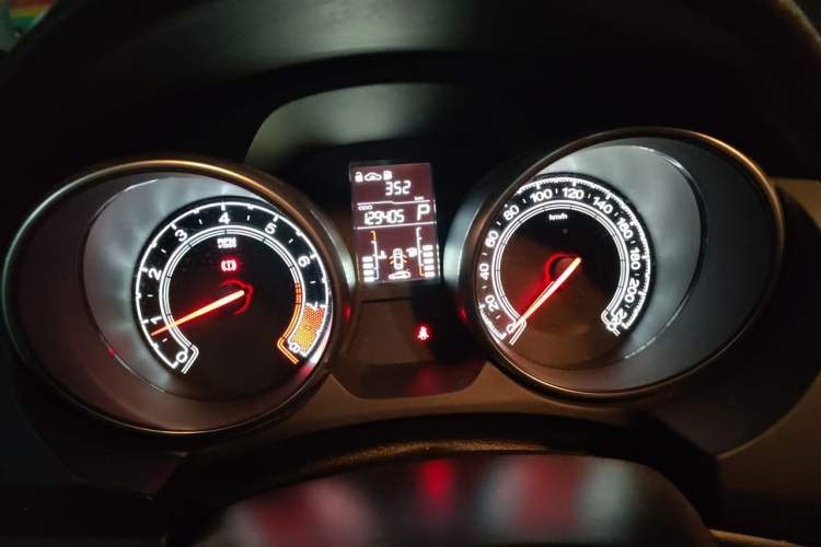 Used MG GT 2016 1.5T Automatic Value-Added Luxury Edition Instrument Cluster